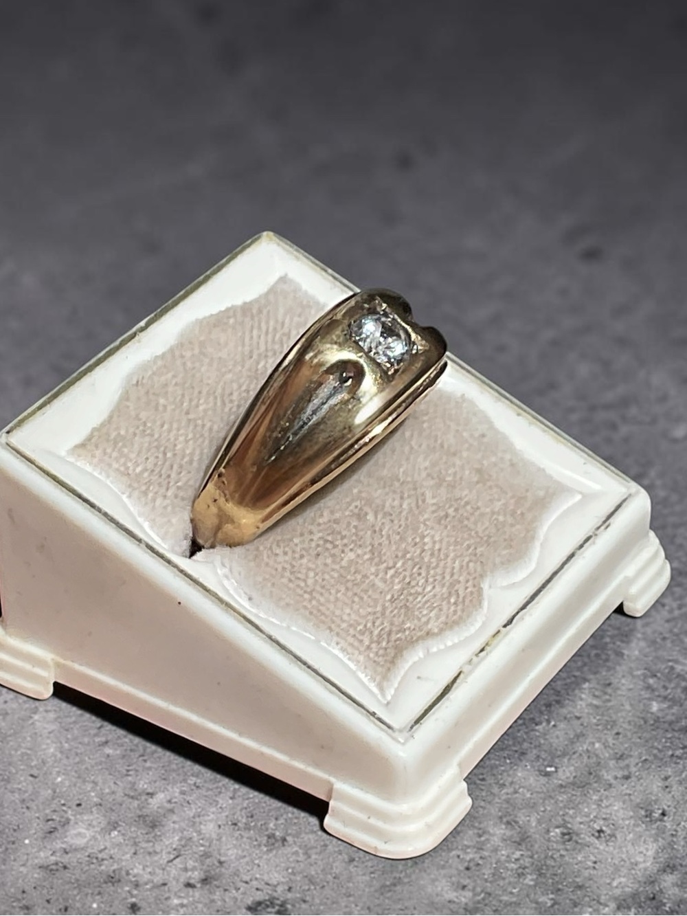 🌺Vintage Uncas Gold Filled CZ Ring